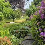 Linden At Lough Sillan House - Dog-friendly - Adults Only *