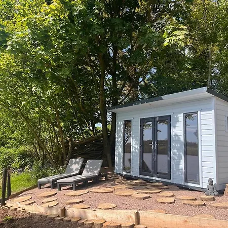 بيت للعطل Linden