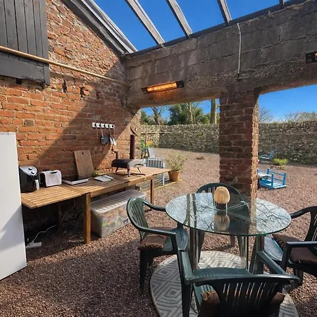 Tatil Evi Linden At Lough Sillan House - Dog-friendly - Adults Only *