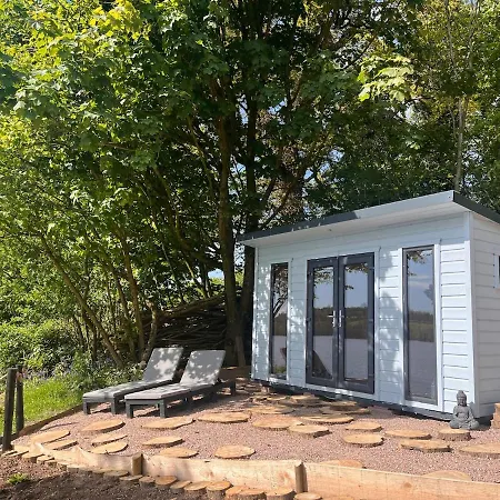Linden At Lough Sillan House - Dog-friendly - Adults Only Holiday home Shercock